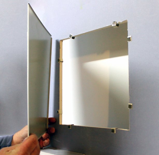 Kryt otvoru 35x35cm SDK 8x magnet 82104 Kryt otvoru 35x35cm SDK 8x magnet 82104