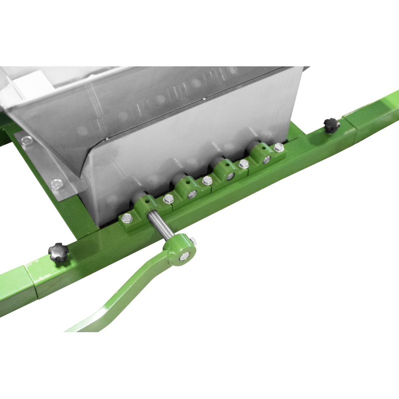 mlyncek-na-ovocie-om-15-3