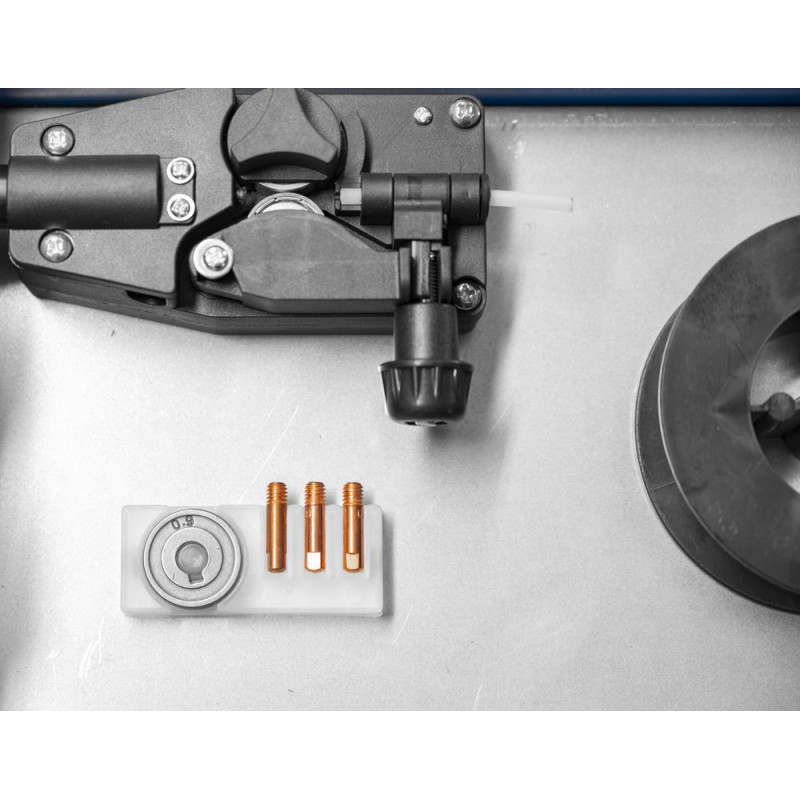 zvaracka-sg-121-a-syn-1